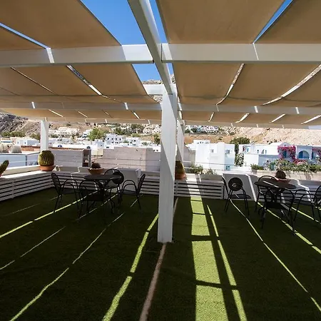 Andreas Kamari (Santorini)